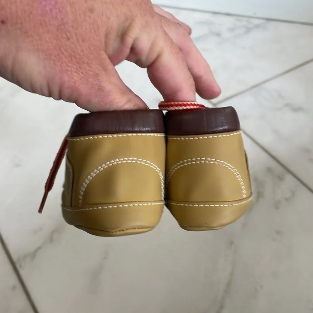 NWT Darling Baby Shoes size 2 infant booties new in box possibly vintage